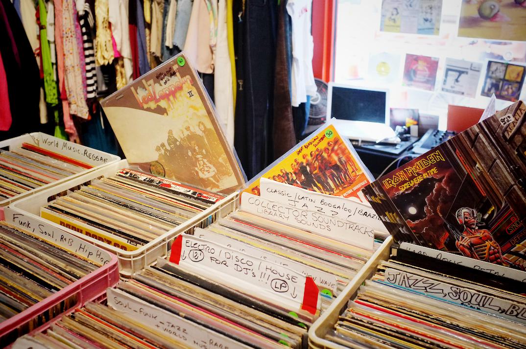 Tiendas discos y música en Hamburgo | Iberia Joven